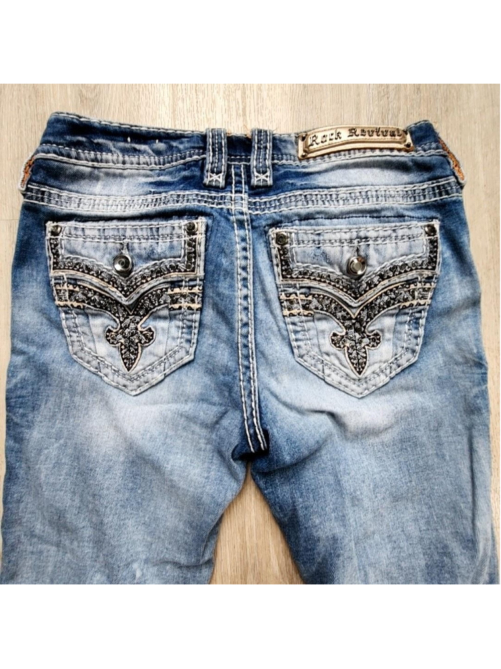 Rock Revival Yanka Jeans Womens 28 Blue Wash Mid Rise Bootcut Rhinestone 28x32
